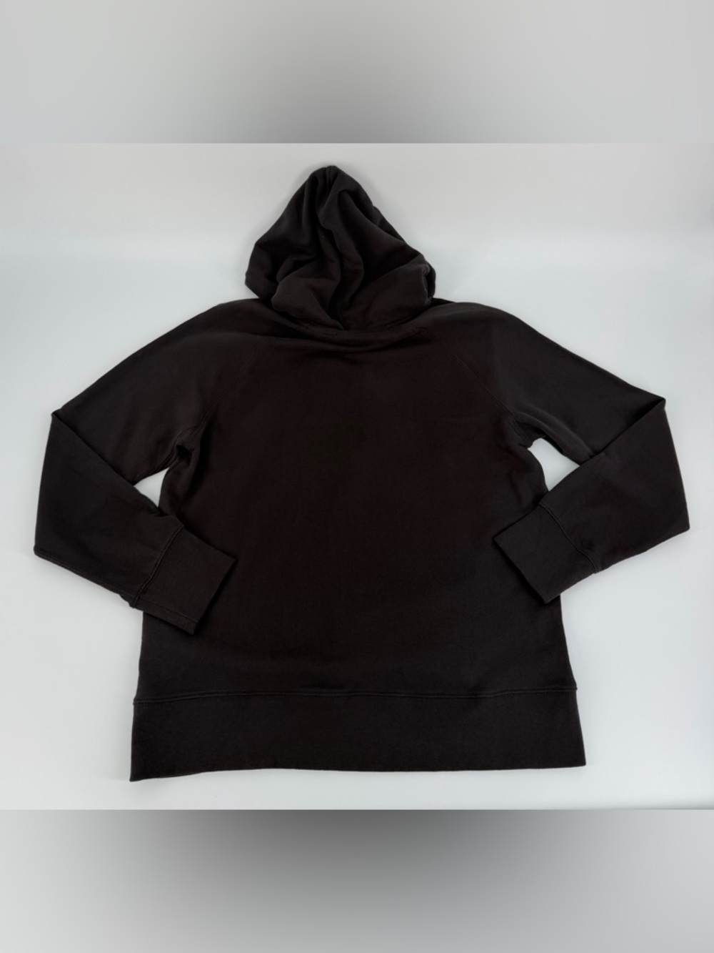 Levi's Womens Metallic Logo-Print Graphic Pullover Hoodie Black - Picture 4 of 15